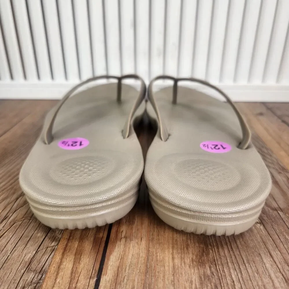 FitFlop IQushion Ergonomic Flip Flops Men 12.5 Grey Timberwolf Beach Sandals NEW